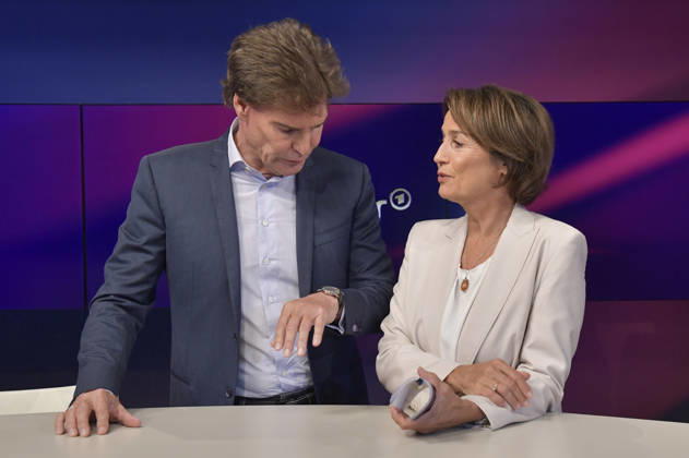 Carsten Maschmeyer and Sandra Maischberger on the ARD talk show *maischberger* at the studio in Berlin-Adlershof, Berlin, September 8, 2026 Foto:xM.xBehrensx xFuturexImagex maischberger0809_6926