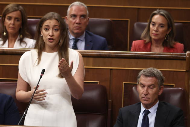 Government Question Period in Congress Dominated by the Crisis in Ceuta PP spokesperson in Congress, Ester Munoz, speaks during a plenary session in the Congress of Deputies on September 9, 2026, in Madrid, Spain. The government faces its first question-and-answer session since the start of the legislative session, coinciding with the declassification of some 40 documents, dated from July 1 to August 1, related to the crisis in Ceuta resulting from the mass influx of some 80,000 migrants across the border with Morocco. Saiz indicated that more relevant reports would be published if necessary, since the government has nothing to hide. SEPTEMBER 9, 2026, Madrid, Spain  Copyright: xEduardoxParrax 7759807