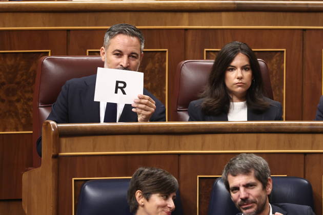 Government Question Period in Congress Dominated by the Crisis in Ceuta Vox President Santiago Abascal and Vox spokesperson in Congress Pepa Millán during a plenary session in the Congress of Deputies on September 9, 2026, in Madrid, Spain. The government faces its first question-and-answer session since the start of the legislative session, coinciding with the declassification of some 40 documents, dated from July 1 to August 1, related to the crisis in Ceuta resulting from the mass influx of some 80,000 migrants from the border with Morocco. Saiz indicated that more relevant reports would be published if necessary, as the government has nothing to hide. SEPTEMBER 9, 2026 Madrid, Spain  Copyright: xEduardoxParrax 7759842