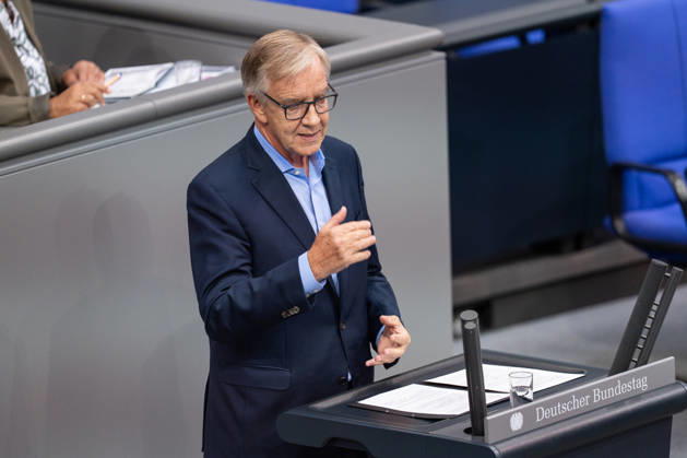 September 9, 2026, GER, Berlin, 92nd session of the German Bundestag in the plenary hall of the Reichstag building; Dr. Dietmar Bartsch of Die Linke stands at the podium and speaks Copyright: xnordphotoxGmbHx xChristianxSchulzex