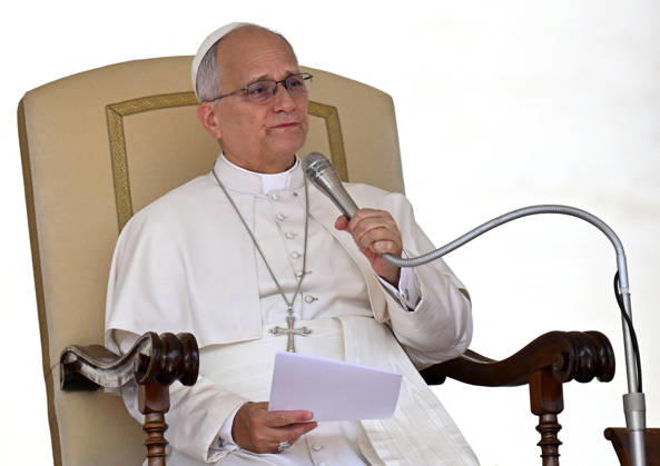 Pope Leo XIV leads The General Audience - Vatican Pope Leo XIV attends the weekly general audience in Saint Peter’s square, Vatican on September 9, 2026. Photo by Eric Vandeville ABACAPRESS.COM Rome Vatican (or Holy See)  Copyright: xVandevillexEric ABACAx
