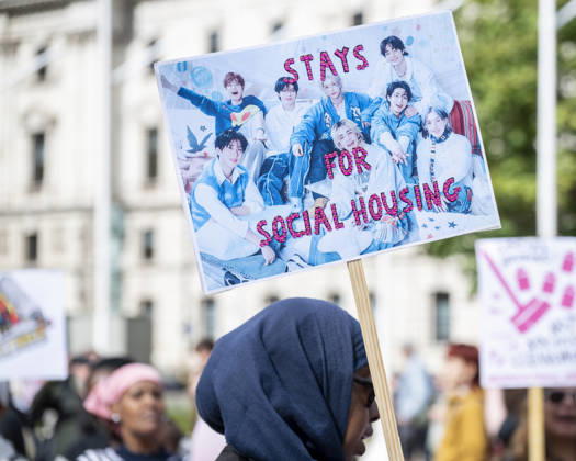 September 9, 2026, London, London, UK: LONDON, UK. Protesters gather outside the Houses of Parliament protesting for more council homes, social housing and an end to rent controls in an event organised by the London Renters Union. London UK  - ZUMAl94_ 20260909_zaf_l94_012 Copyright: xStephenxChungx