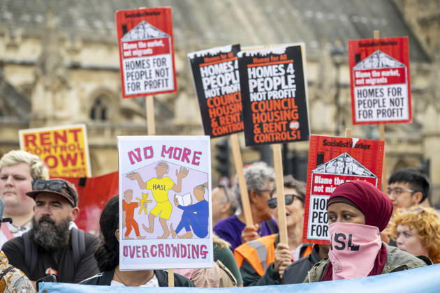 September 9, 2026, London, London, UK: LONDON, UK. Protesters gather outside the Houses of Parliament protesting for more council homes, social housing and an end to rent controls in an event organised by the London Renters Union. London UK  - ZUMAl94_ 20260909_zaf_l94_019 Copyright: xStephenxChungx