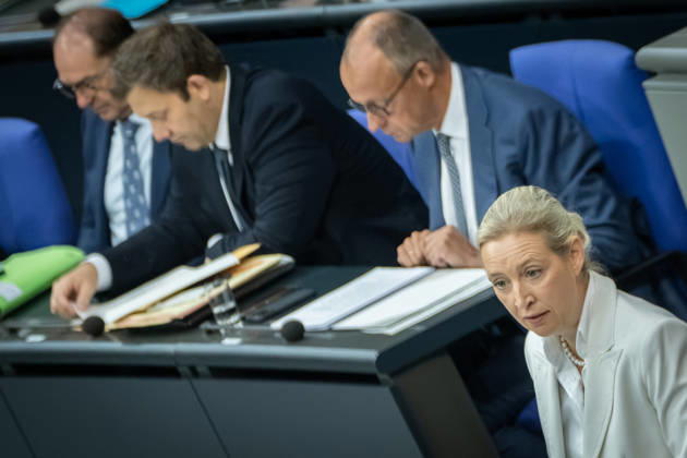 Alice Weidel of the AfD speaks before the German Bundestag during the budget debate, with Chancellor Friedrich Merz in the background. Budget debate in the German Bundestag, Berlin, Germany, Bundestag