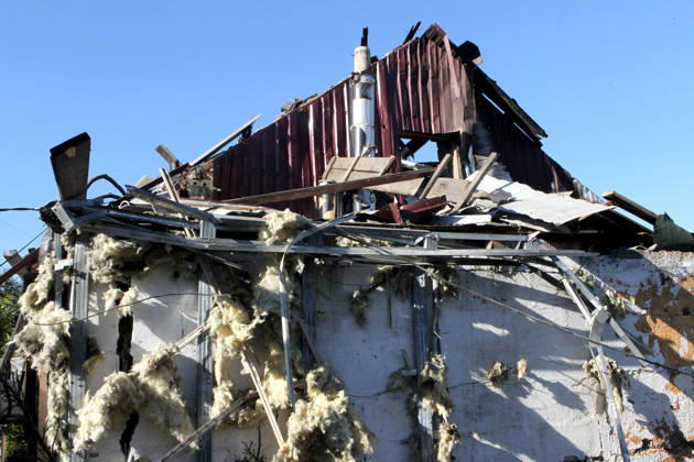 Aftermath of Russian drone attack in Dnipro A private house lies in ruins after a Russian drone attack in Dnipro, Ukraine, on September 9, 2026. On Wednesday night, September 9, Russian drones struck the eastern Ukrainian city. The attack caused fires at warehouses storing building materials and at a private house. Rescuers freed three people, including a 15-year-old boy, from the basement of the damaged home. A 51-year-old man and a 52-year-old woman were taken to hospital. Dnipro Ukraine  Copyright: xMykolaxMiakshykovx originalFilename: ukrinform-aftermat260909_nparx.jpg