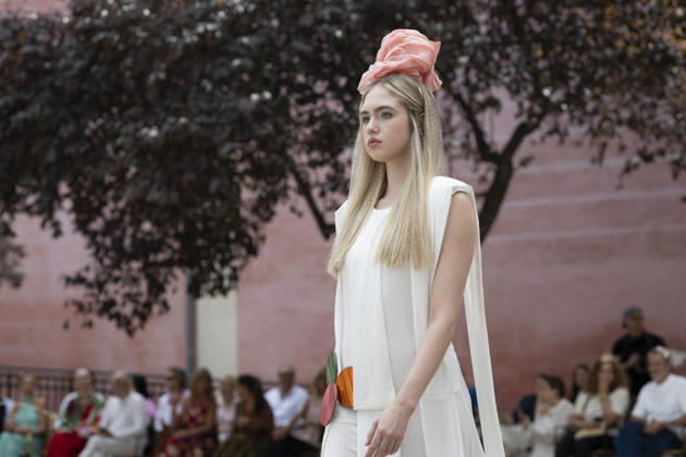 September 9, 2026, Madrid, Spain: A model parades with Maria Lafuente design during the OMODA Fashion Week Madrid at Jardines Sabatini Madrid. Madrid Spain  - ZUMAs197 20260909_aaa_s197_147 Copyright: xAtilanoxGarciax