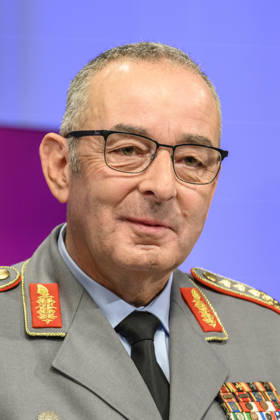 Pictured, from left: Carsten Breuer, Inspector General of the Bundeswehr, GER, Berlin, studio, guest on Maischberger, political talk show, TV, program, with host Sandra Maischberger, Das Erste, from Studio 20 in Adlershof, September 9, 2026, Copyright: HMBxMedia UwexKoch