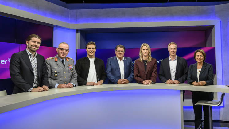 Pictured, from left: Alexander Prinz, Carsten Breuer, Constantin Schreiber (Axel Springer), Stephan Brandner, AfD member of the Legal Affairs Committee, Julie Kurz (ARD), Sebastian Fiedler (SPD), Sandra Maischberger, GER, Berlin, studio, guest on Maischberger, political talk show, TV, program, hosted by Sandra Maischberger, Das Erste, from Studio 20 in Copyright: HMBxMedia UwexKoch