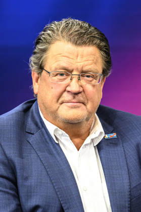 Pictured, from left: Stephan Brandner, AfD member of the Legal Affairs Committee, GER, Berlin, studio, guest on Maischberger, political talk show, TV, program, with host Sandra Maischberger, Das Erste, from Adlershof Am Studio 20, September 9, 2026, Copyright: HMBxMedia UwexKoch