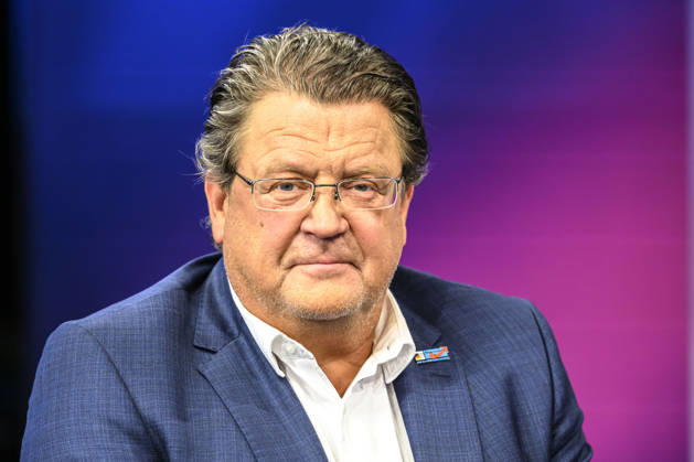 Pictured, from left: Stephan Brandner, AfD member of the Legal Affairs Committee, GER, Berlin, studio, guest on Maischberger, political talk show, TV, program, with host Sandra Maischberger, Das Erste, from Adlershof Am Studio 20, September 9, 2026, Copyright: HMBxMedia UwexKoch