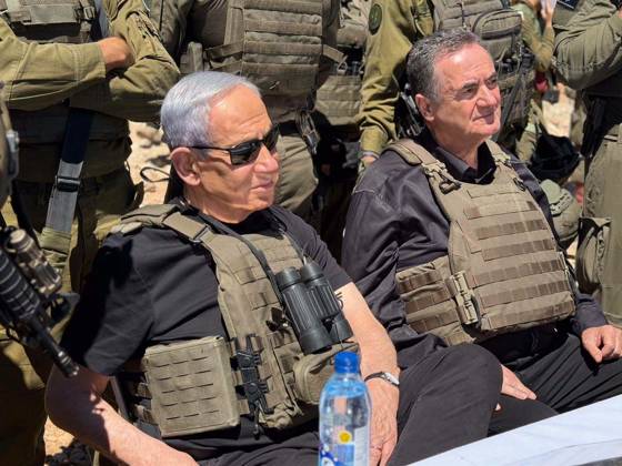 Israeli Prime Minister Netanyahu visits Mount Hermon area GOLAN HEIGHTS, SYRIA - SEPTEMBER 9: (----EDITORIAL USE ONLY - MANDATORY CREDIT - ISRAELI PRIME MINISTER S OFFICE HANDOUT - NO MARKETING NO ADVERTISING CAMPAIGNS - DISTRIBUTED AS A SERVICE TO CLIENTS----) Israeli Prime Minister Benjamin Netanyahu (L) and Israeli Defense Minister Israel Katz (R) visit Israeli troops in the Mount Hermon (Jabal al-Sheikh) area near the Syrian Golan Heights in Syria, on September 9, 2026. Israeli Prime Minister s Office Handout Anadolu Golan Heights Syria. Editorial use only. Please get in touch for any other usage.  Copyright: x2026xAnadoluxIsraelixPrimexMinister sxOfficex xHandoutx