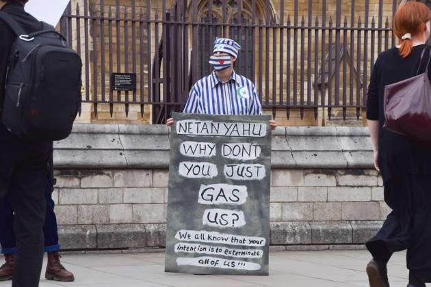 September 9, 2026, London, England, United Kingdom: Protesters gather in Parliament Square in support of Palestine and against what the protesters call a pro-Israel and Zionist influence in UK politics. London United Kingdom  - ZUMAv130 20260909_zip_v130_097 Copyright: xVukxValcicx