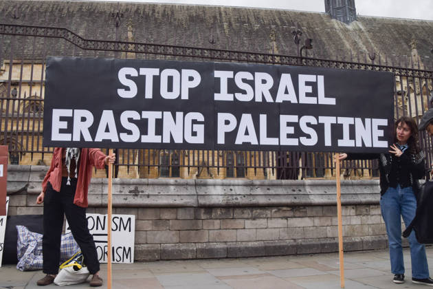 September 9, 2026, London, England, United Kingdom: Protesters gather in Parliament Square in support of Palestine and against what the protesters call a pro-Israel and Zionist influence in UK politics. London United Kingdom - ZUMAv130 20260909_zip_v130_099 Copyright: xVukxValcicx