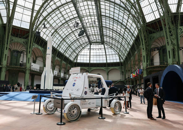 (260909) -- PARIS, Sept. 9, 2026 -- An exhibit is seen during the International Space Summit at the Grand Palais in Paris, France, Sept. 9, 2026. The first International Space Summit opened Wednesday in Paris, bringing together heads of state and government, scientists, astronauts and industry representatives. ) FRANCE-PARIS-INTERNATIONAL SPACE SUMMIT WuxHuiwo 