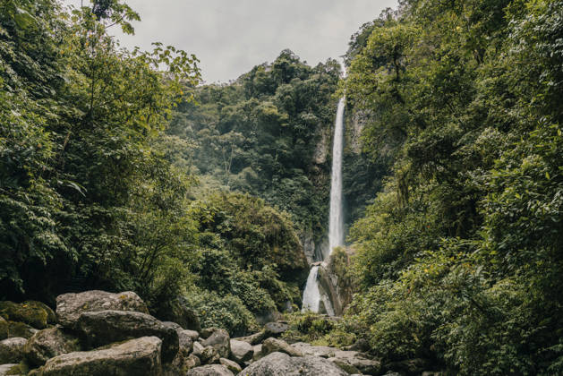 Creative Highlights World RECORD DATE NOT STATED Ecuador: El Rocio de Machay Waterfall, Ecuador: El Rocio de Machay Waterfall, located near Banos de Santa Agua, America, South America, Ecuador  Copyright: xAubrÃ exA Andia.frx 464174