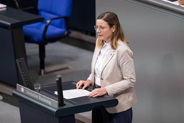 September 10, 2026, GER, Berlin, 93rd session of the German Bundestag in the plenary hall of the Reichstag building. Isabel Mackensen Geis (SPD) stands at the lectern and speaks. Copyright: xnordphotoxGmbHx xChristianxSchulzex