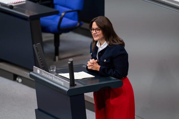 September 10, 2026, Germany, Berlin, 93rd session of the German Bundestag in the plenary hall of the Reichstag building. Anna Aeikens (CDU CSU) stands at the lectern and speaks. Copyright: xnordphotoxGmbHx xChristianxSchulzex