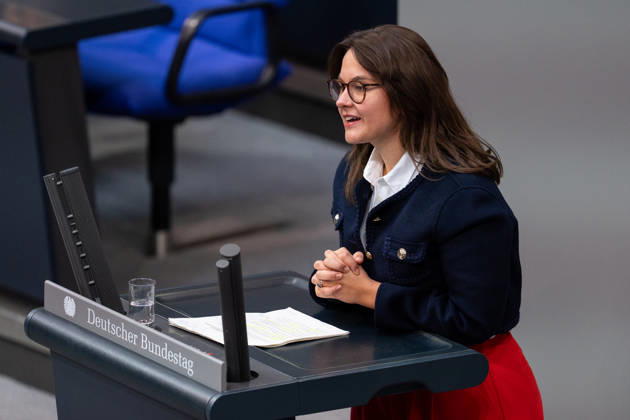 September 10, 2026, Germany, Berlin, 93rd session of the German Bundestag in the plenary hall of the Reichstag building. Anna Aeikens (CDU CSU) stands at the lectern and speaks. Copyright: xnordphotoxGmbHx xChristianxSchulzex
