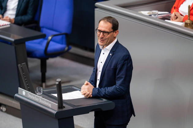 September 10, 2026, GER, Berlin, 93rd session of the German Bundestag in the plenary hall of the Reichstag building; Alexander Engelhard (CDU CSU) stands at the lectern and speaks Copyright: xnordphotoxGmbHx xChristianxSchulzex