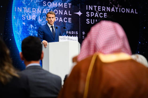 Emmanuel Macron, President of the French Republic, at the International Space Summit at the Grand Palais in Paris, France, on September 10, 2026. Caught between the United States and China, Europe intends to defend its position at the first international summit in Paris—an event snubbed by the American giants and one in which the German chancellor, despite being a co-organizer, is not participating. Eric Tschaen Pool Bestimage International Space Summit at the Grand Palais in Paris on September 10, 2026 Caught between the United States and China, Europe intends to defend its position at the first international summit in Paris—an event snubbed by the American giants and attended without the German chancellor, one of the event’s co-hosts Par  Copyright: xEricxTschaenx xPoolx xBestimagexEricxTschaenx xPoolx xBestimagex