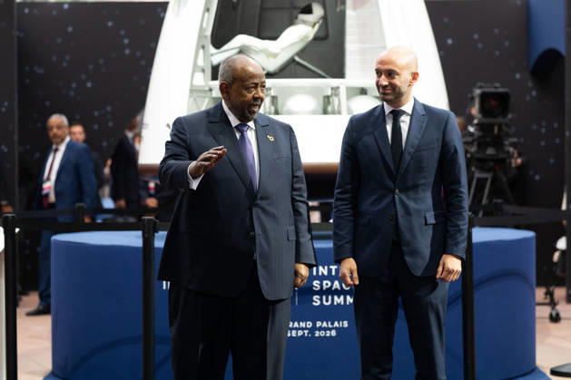 Arrivals at the International Space Summit - Paris French Junior Minister for Europe Benjamin Haddad welcomes Djibouti s President Ismael Omar Guelleh at the International Space Summit at the Grand Palais in Paris, France on September 10, 2026. Photo by Jeanne Accorsini Pool ABACAPRESS.COM Paris France  Copyright: xAccorsinixJeanne Pool ABACAx