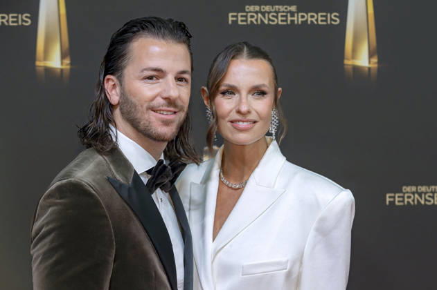 Riccardo Basile and Laura Wontorra at the 2026 German Television Awards ceremony at the Confex Center in Cologne, September 9, 2026 Foto:xW.xRanderathx xFuturexImagex fernsehpreis_6917