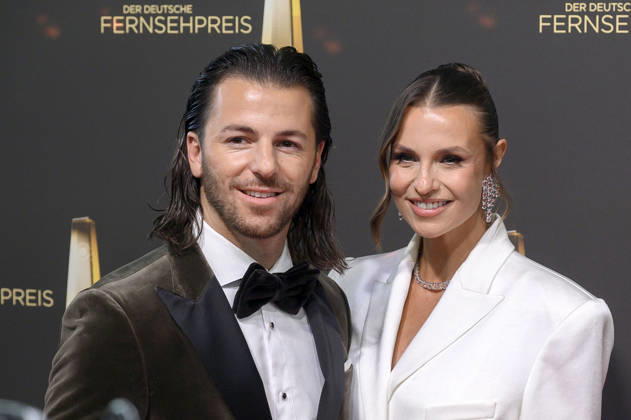 Riccardo Basile and Laura Wontorra at the 2026 German Television Awards ceremony at the Confex Center in Cologne, September 9, 2026 Foto:xW.xRanderathx xFuturexImagex fernsehpreis_6919