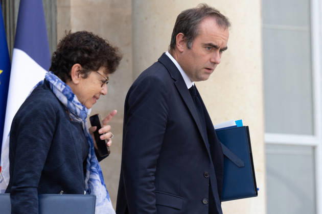 Weekly Cabinet Meeting - Paris French Environment Minister Monique Barbut and French Prime Minister Sebastien Lecornu leaving after the weekly cabinet meeting at the Elysee Palace in Paris, France on September 10, 2026. Photo by Raphael Lafargue ABACAPRESS.COM Paris France  Copyright: xLafarguexRaphael ABACAx