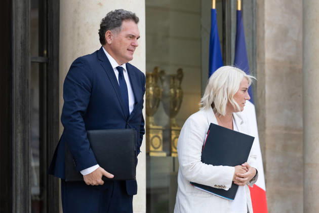 Weekly Cabinet Meeting - Paris French Transports Minister Philippe Tabarot and French Health Minister Stephanie Rist leaving after the weekly cabinet meeting at the Elysee Palace in Paris, France on September 10, 2026. Photo by Raphael Lafargue ABACAPRESS.COM Paris France  Copyright: xLafarguexRaphael ABACAx