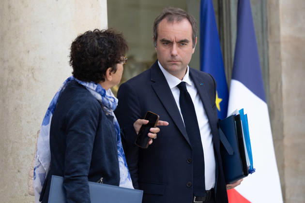 Weekly Cabinet Meeting - Paris French Environment Minister Monique Barbut and French Prime Minister Sebastien Lecornu leaving after the weekly cabinet meeting at the Elysee Palace in Paris, France on September 10, 2026. Photo by Raphael Lafargue ABACAPRESS.COM Paris France  Copyright: xLafarguexRaphael ABACAx