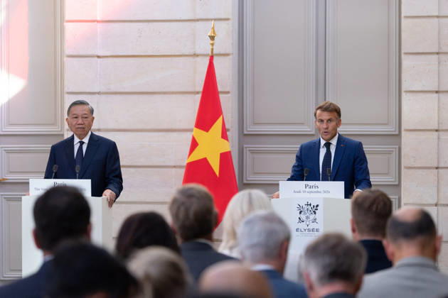 Bilateral Talks at The Elysse Between Emmanuel Macron and To Lam - Paris Vietnam s President To Lam, French President Emmanuel Macron during bilateral talks at the Elysee Palace in Paris on September 10, 2026. Photo by Raphael Lafargue ABACAPRESS.COM Paris France  Copyright: xLafarguexRaphael ABACAx