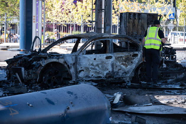 4 wounded in a Russian airstrike at a gas station in Kyiv KYIV, UKRAINE - SEPTEMBER 10: Aftermath of a Russian airstrike on a gas station in the Holosiivskyi district of Kyiv, Ukraine, on September 10, 2026. A Russian jet drone hit the gas station in Kyiv, severely damaging the building and injuring 4 people, 3 of whom were severely injured and required hospitalization. Danylo Antoniuk Anadolu Kyiv Ukraine. Editorial use only. Please get in touch for any other usage.  Copyright: x2026xAnadoluxDanyloxAntoniukx
