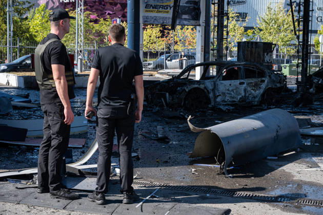 4 wounded in a Russian airstrike at a gas station in Kyiv KYIV, UKRAINE - SEPTEMBER 10: Aftermath of a Russian airstrike on a gas station in the Holosiivskyi district of Kyiv, Ukraine, on September 10, 2026. A Russian jet drone hit the gas station in Kyiv, severely damaging the building and injuring 4 people, 3 of whom were severely injured and required hospitalization. Danylo Antoniuk Anadolu Kyiv Ukraine. Editorial use only. Please get in touch for any other usage.  Copyright: x2026xAnadoluxDanyloxAntoniukx