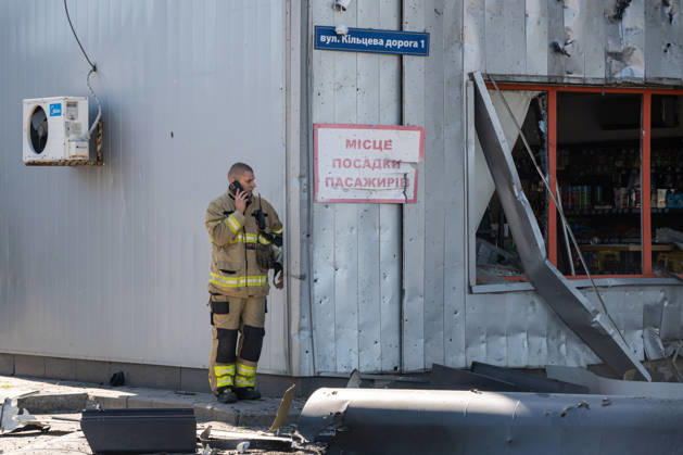 4 wounded in a Russian airstrike at a gas station in Kyiv KYIV, UKRAINE - SEPTEMBER 10: Aftermath of a Russian airstrike on a gas station in the Holosiivskyi district of Kyiv, Ukraine, on September 10, 2026. A Russian jet drone hit the gas station in Kyiv, severely damaging the building and injuring 4 people, 3 of whom were severely injured and required hospitalization. Danylo Antoniuk Anadolu Kyiv Ukraine. Editorial use only. Please get in touch for any other usage.  Copyright: x2026xAnadoluxDanyloxAntoniukx