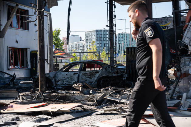 4 wounded in a Russian airstrike at a gas station in Kyiv KYIV, UKRAINE - SEPTEMBER 10: Aftermath of a Russian airstrike on a gas station in the Holosiivskyi district of Kyiv, Ukraine, on September 10, 2026. A Russian jet drone hit the gas station in Kyiv, severely damaging the building and injuring 4 people, 3 of whom were severely injured and required hospitalization. Danylo Antoniuk Anadolu Kyiv Ukraine. Editorial use only. Please get in touch for any other usage.  Copyright: x2026xAnadoluxDanyloxAntoniukx