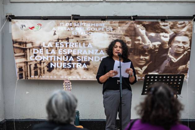 Coup of 11 September 1973 commemorated at Arica memorial site ARICA, CHILE 10 SEPTEMBER 2026: Attendees remember victims of the dictatorship during an event organised by the group Mujeres, Memoria y Derechos Humanos (Women, Memory and Human Rights) at the former Arica prison memorial site, on the eve of the 53rd anniversary of the military coup of 11 September 1973. The event includes speeches, music and the laying of red carnations beside portraits of the victims. The prison held political prisoners during Augusto Pinochet™s dictatorship (1973 1990) and was declared a Historic Monument in 2023. Arica Chile Copyright: x xIbarxSilvax xJNAxPressx