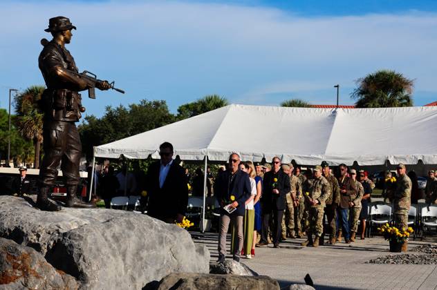 September 11, 2026, Tampa, Florida, USA: Members of the military community and guests lay flowers at the foot of the memorial during the flower tribute at the end of the 9 11 25th Anniversary Memorial Service hosted by U.S. Special Operations Command (USSOCOM) to honor the 25th anniversary of the Sept. 11 terrorist attacks at the MacDill AFB Special Operations Forces Memorial on Friday, Sept. 11, 2026 in Tampa. Tampa USA - ZUMAs70_ 20260911_zan_s70_010 Copyright: xDirkxShaddx