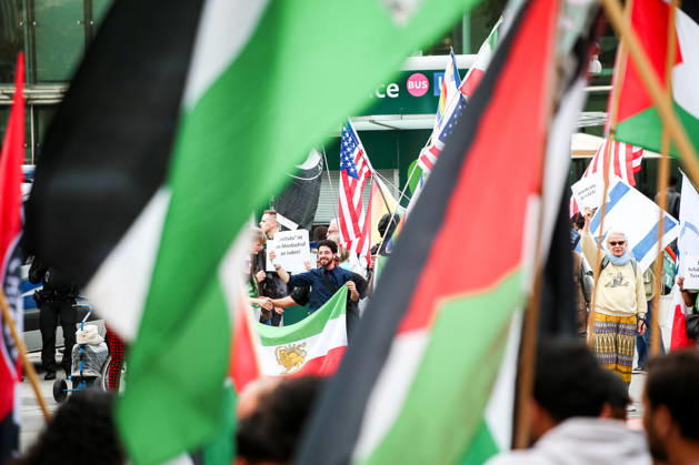 Hanover, Germany, Europe: Participants in a pro-Palestinian demonstration gather at Hanover Central Station on September 11, 2026. The photo shows demonstrators carrying Palestinian flags, posters, and banners during the public rally. Copyright: xAymanxAlahmedx