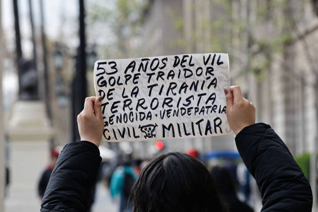 Santiago, September 11, 2026: Students marched to commemorate another September 11—the anniversary of the coup d’état—but were quickly dispersed by the Carabineros Public Order Unit. Diego Martin Aton, Chile, Aton 1189608 jpeg  Copyright: DIEGOxMARTIN ATONxCHILE