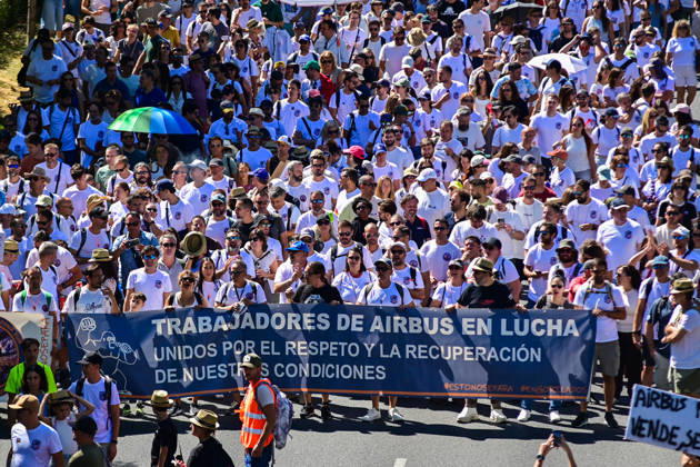 September 12, 2026, Madrid, Madrid, SPAIN: Workers from Airbus take part in a march for dignity at work in Madrid, organized by CGT Metal Madrid. The demonstration starts at Plaza de ColoÂ³n and proceeds along Paseo de la Castellana towards the Ministry of Industry. Workers demand dignity at work and defend their labor rights and working conditions. Madrid SPAIN  - ZUMAz108 20260912_znp_z108_050 Copyright: xRichardxZubelzux