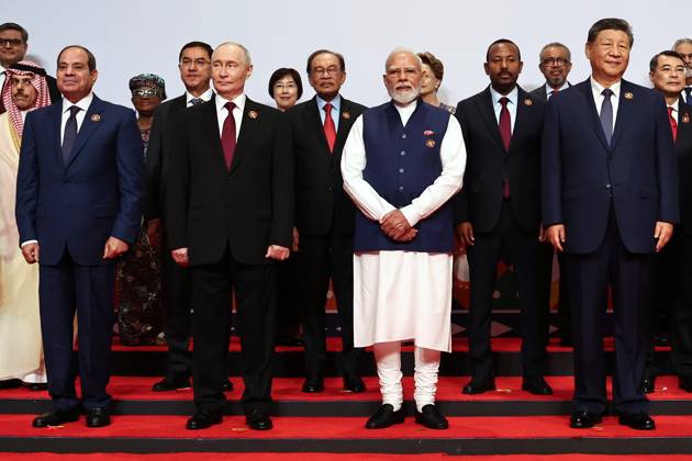 India BRICS Summit 9242309 13.09.2026 Front row, from left to right, Egyptian President Abdel Fattah Sisi, Russian President Vladimir Putin, Indian Prime Minister Narendra Modi and Chinese President Xi Jinping pose for a family photo with other heads of delegations before a session in the BRICS Plus Outreach format of the 18th BRICS Summit in New Delhi, India. Alexander Kazakov Sputnik New Delhi India  Copyright: xAlexanderxKazakovx