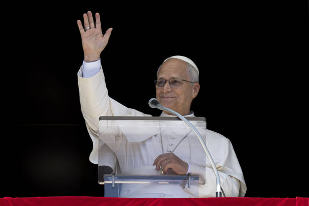 ANGELUS Italy, Rome, Vatican, 2026 9 13 Pope Leo XIV addresses the crowd from the window of the apostolic palace overlooking St Peter s Square during his Sunday Angelus prayer at the Vatican EDITORIAL USE ONLY - NO BOOKS Copyright: xVATICANxMEDIA xCatholicxPressxPhotox
