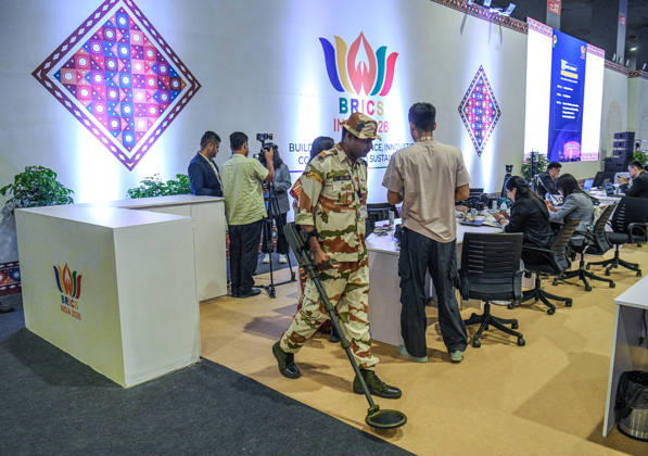 BRICS Summit 2026 in New Delhi New Delhi, Sep 13 (ANI): Security checks underway at Bharat Mandapam for the final day of the 18th BRICS Summit 2026, in New Delhi on Sunday. NEW DELHI Delhi India Copyright: xANIx ANI_20260913055
