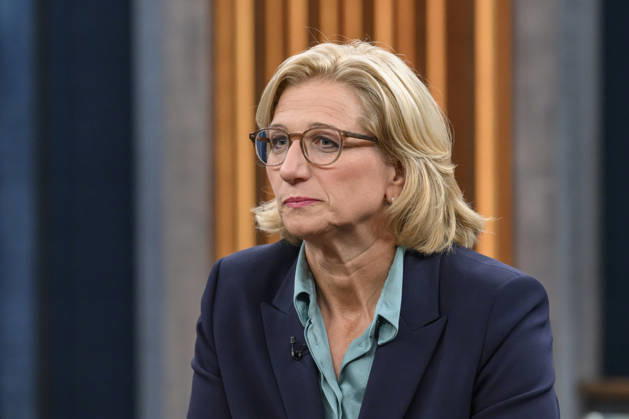 In the photo, from left: Anke Rehlinger, Minister-President of Saarland, SPD, GER; Berlin, studio, guest on Caren Miosga’s political talk show, TV program, Das Erste, from Studio 20 in Berlin-Adlershof, Topic: Following Saxony-Anhalt, Are the Reforms Now in Jeopardy? September 13, 2026, Copyright: HMBxMedia UwexKoch