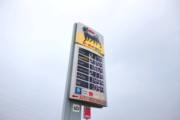 September 15, 2026, Linz, AUT, On the Road in Upper Austria, Thematic Image, Stock Photo, Various Thematic Images, Pictured: Agip Gas Station, Dietach, Current Gas Prices, Digital Display, Fuel, Mineral Oils, Mineral Oil Tax, Refueling, Gas Price Cap, Gasoline, Diesel,