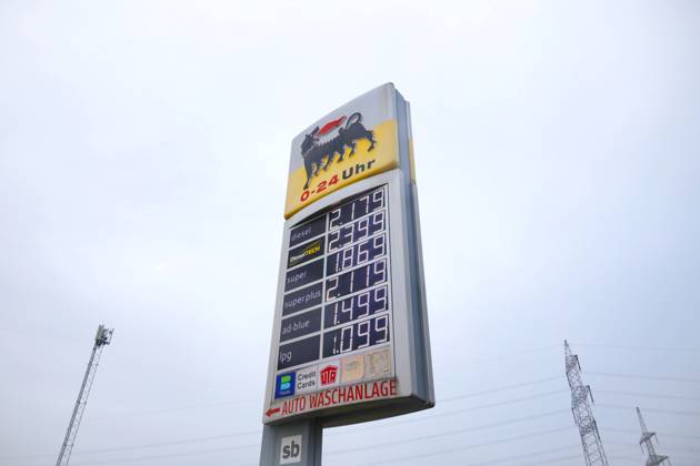September 15, 2026, Linz, AUT, On the Road in Upper Austria, Thematic Image, Stock Photo, Various Thematic Images, Pictured: Agip Gas Station, Dietach, Current Gas Prices, Digital Display, Fuel, Mineral Oils, Mineral Oil Tax, Refueling, Gas Price Cap, Gasoline, Diesel,