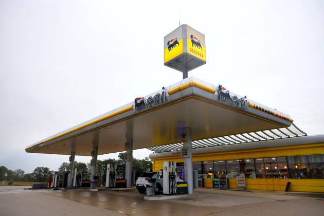 September 15, 2026, Linz, AUT, On the Road in Upper Austria, Thematic Image, Stock Photo, Various Thematic Images, Pictured: Agip Gas Station, Dietach, Current Gas Prices, Digital Display, Fuel, Mineral Oils, Mineral Oil Tax, Refueling, Gas Price Cap, Gasoline, Diesel,