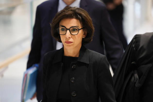 Rachida Dati and Carlos Ghosn Trial - Paris Mayor of the 7th district of Paris and Former French Minister Rachida Dati pictured on the first day of corruption and influence trial in Paris, France on September 16 2026. Rachida Dati is accused of corruption and influence peddling over Ä900,000 she received in consultancy fees from a company linked to Renault-Nissan while serving as an MEP. Photo by Raphaël Lafargue ABACAPRESS.COM Paris France  Copyright: xLafarguexRaphael ABACAx