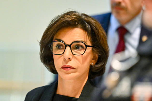 Rachida Dati, who received 900,000 euros in fees from Renault Nissan, is appearing before the Paris Criminal Court in a trial for corruption and influence peddling in Paris, France, on September 16, 2026. Six afternoons of hearings are scheduled, through September 28, to allow her to explain the 900,000-euro attorney’s fees paid by Renault-Nissan between 2010 and 2012, while she was a Member of the European Parliament. Christian Liewig Bestimage Rachida Dati, who received 900,000 euros in legal fees from Renault Nissan, is appearing before the Paris Criminal Court for a trial on charges of corruption and influence peddling in Paris, France, on September 16, 2026. Six afternoon hearings are scheduled, running through September 28, to allow Copyright: xChristianxLiewigx xBestimagexChristianxLiewigx xBestimagex