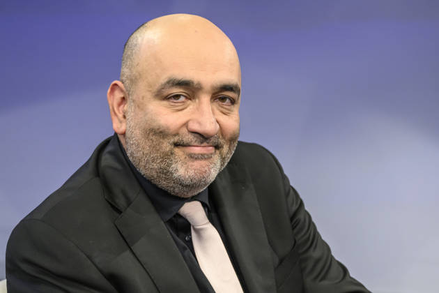 Pictured from left: Omid Nouripour, Alliance 90 The Greens, Vice President of the Bundestag, GER, Berlin, studio, guest on *Maischberger*, political talk show, TV, program, with host Sandra Maischberger, Das Erste, from Adlershof, Studio 20, September 16, 2026, Copyright: HMBxMedia UwexKoch